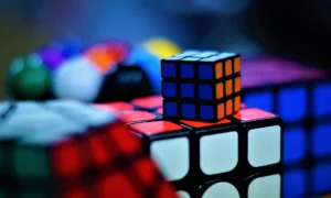 From Rubik's Cube to Speedcubing: The Evolution of Competitive Logic Puzzling