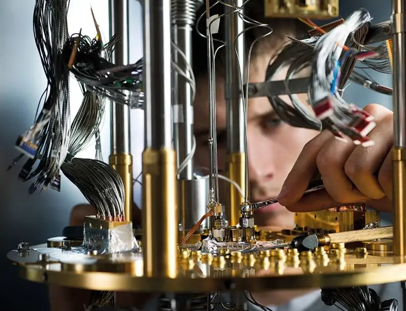 The Future of Logic Puzzles in the Era of Quantum Computing